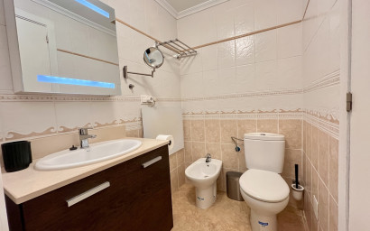 Revente - Maison mitoyenne -
La Mata