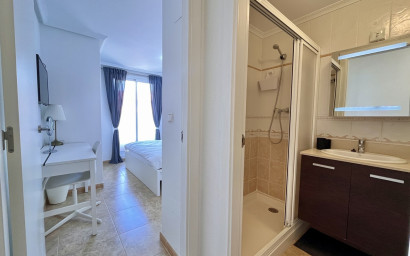 Revente - Maison mitoyenne -
La Mata