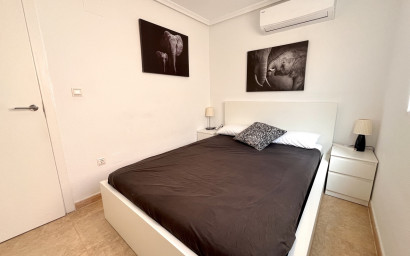 Revente - Maison mitoyenne -
La Mata