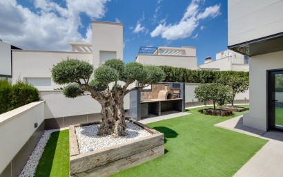 Resale - Villa -
San Miguel de Salinas - Cerro Del Sol