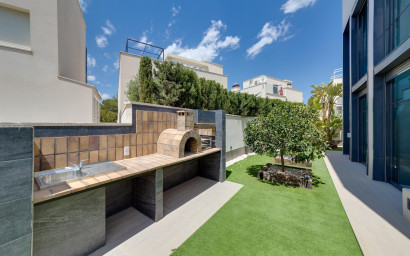 Resale - Villa -
San Miguel de Salinas - Cerro Del Sol