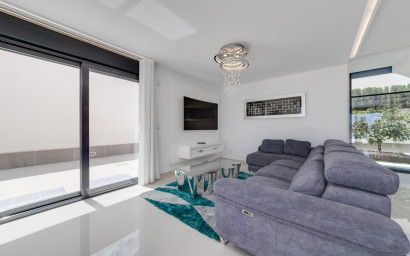 Resale - Villa -
San Miguel de Salinas - Cerro Del Sol