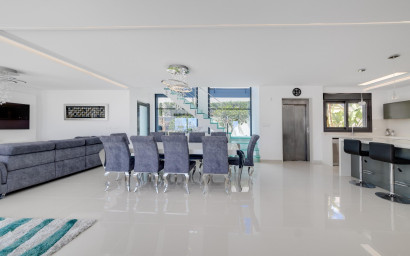 Resale - Villa -
San Miguel de Salinas - Cerro Del Sol