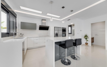 Resale - Villa -
San Miguel de Salinas - Cerro Del Sol