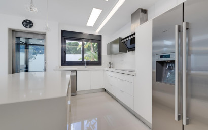 Resale - Villa -
San Miguel de Salinas - Cerro Del Sol