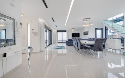 Resale - Villa -
San Miguel de Salinas - Cerro Del Sol