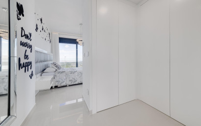 Resale - Villa -
San Miguel de Salinas - Cerro Del Sol