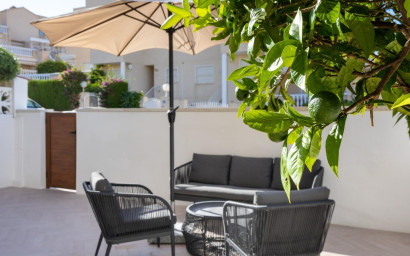 Resale - Townhouse -
Orihuela Costa - La Florida