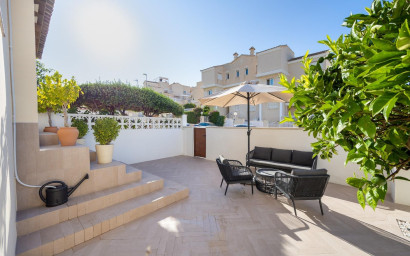 Resale - Townhouse -
Orihuela Costa - La Florida