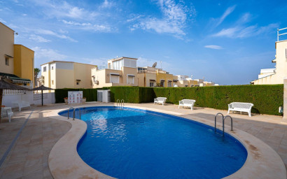 Resale - Townhouse -
Orihuela Costa - La Florida