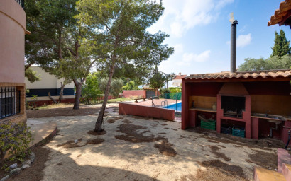 Herverkoop - Villa -
San Miguel de Salinas - Ciudad de las comunicaciones