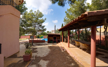 Herverkoop - Villa -
San Miguel de Salinas - Ciudad de las comunicaciones