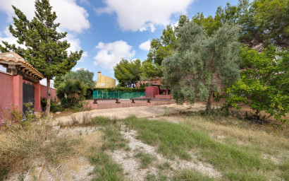 Herverkoop - Villa -
San Miguel de Salinas - Ciudad de las comunicaciones