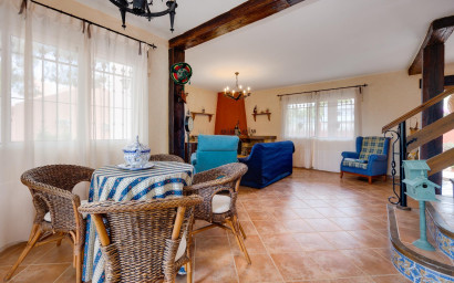 Herverkoop - Villa -
San Miguel de Salinas - Ciudad de las comunicaciones