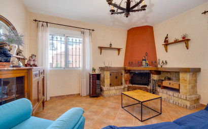 Herverkoop - Villa -
San Miguel de Salinas - Ciudad de las comunicaciones