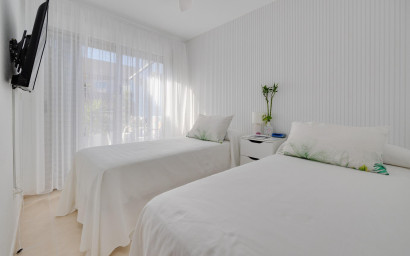 Herverkoop - Penthouse -
Torrevieja - Playa de los Locos