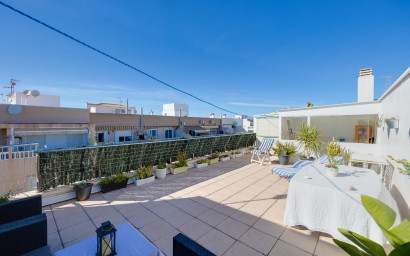 Herverkoop - Penthouse -
Torrevieja - Playa de los Locos