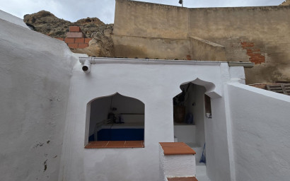 Revente - Maison mitoyenne -
Sax