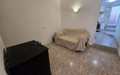 Revente - Maison mitoyenne -
Sax