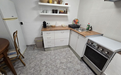 Revente - Maison mitoyenne -
Sax