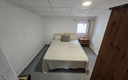 Revente - Maison mitoyenne -
Sax