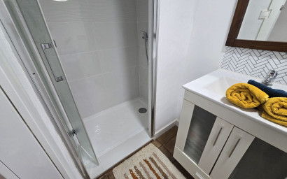 Revente - Maison mitoyenne -
Sax