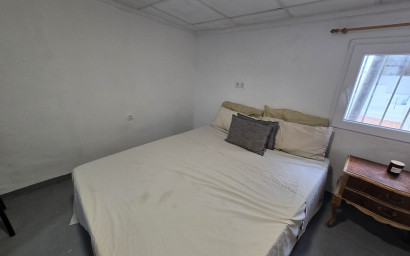 Revente - Maison mitoyenne -
Sax