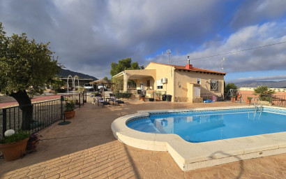 Resale - Villa -
Sax