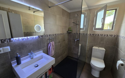 Resale - Villa -
Sax