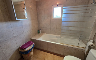 Resale - Villa -
Sax