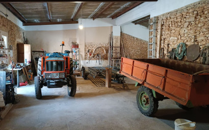 Revente - Maison de campagne -
Yecla