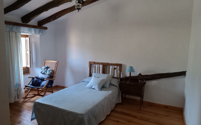 Revente - Maison de campagne -
Yecla