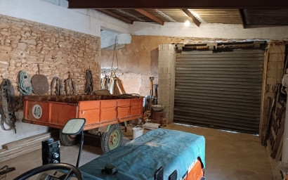 Revente - Maison de campagne -
Yecla