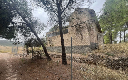 Herverkoop - Landhuis -
Yecla