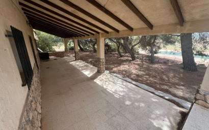 Herverkoop - Landhuis -
Yecla