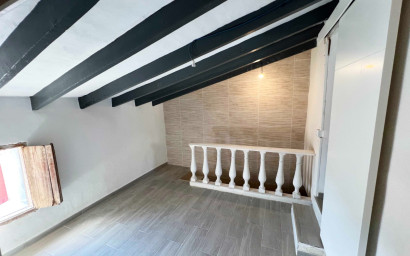 Herverkoop - Herenhuis -
Hondón de los Fráiles