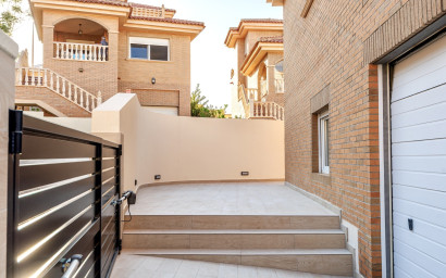 Herverkoop - Villa -
Ciudad Quesada - Cuidad Quesada