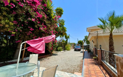 Resale - Villa -
Abanilla
