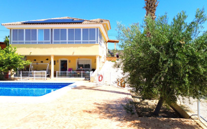 Resale - Villa -
Abanilla