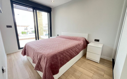 Revente - Villa -
Playa Flamenca