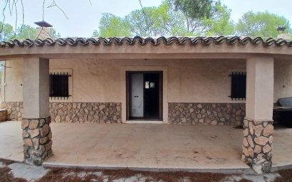 Herverkoop - Landhuis -
Yecla