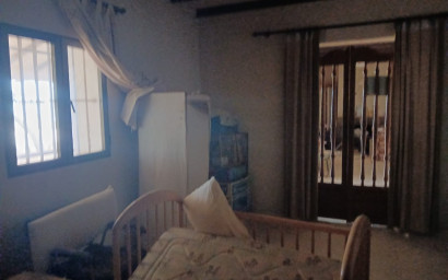 Herverkoop - Landhuis -
Yecla