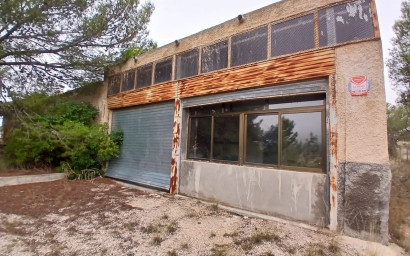 Herverkoop - Landhuis -
Yecla