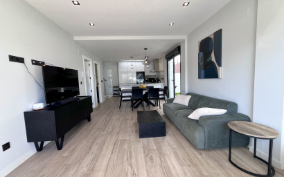 Revente - Villa -
Playa Flamenca