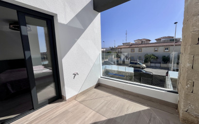 Revente - Villa -
Playa Flamenca