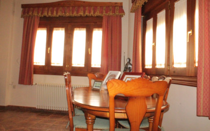 Resale - Townhouse -
Pinoso - Pinoso Alicante