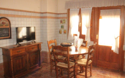 Resale - Townhouse -
Pinoso - Pinoso Alicante