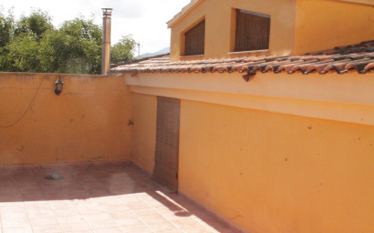 Resale - Townhouse -
Pinoso - Pinoso Alicante