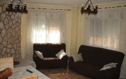 Resale - Townhouse -
Pinoso - Pinoso Alicante