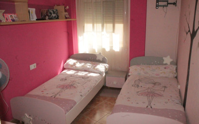 Resale - Townhouse -
Pinoso - Pinoso Alicante